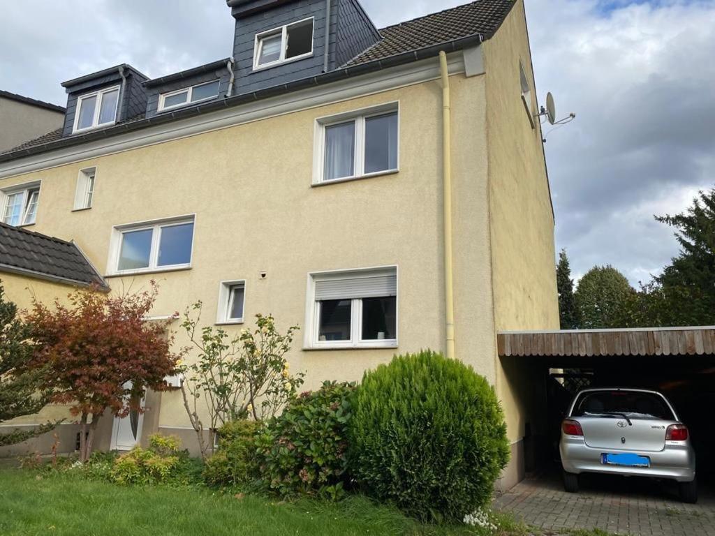 Haus Mit Garten - Kingbett - Wifi - Parkplatz Essen Eksteriør bilde