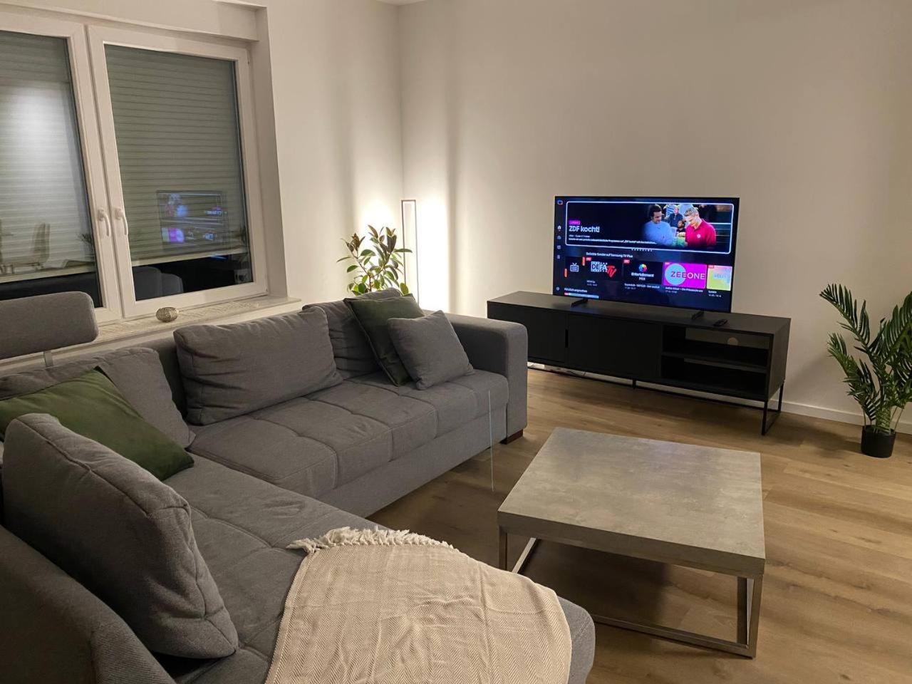 Haus Mit Garten - Kingbett - Wifi - Parkplatz Essen Eksteriør bilde